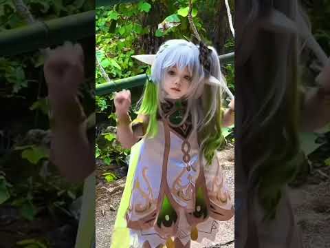 Adak kecil cosplay nahida imut