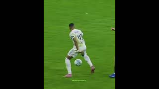 10/10 Smooth Ball Control 🤩