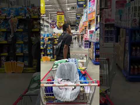 Fomos no mercado e pegamos tudo que queríamos