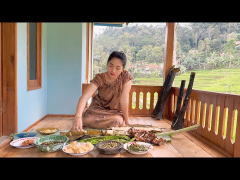 GADIS DESA CANTIK MAKAN NASI LEMENG NIKMAT SEKALI 