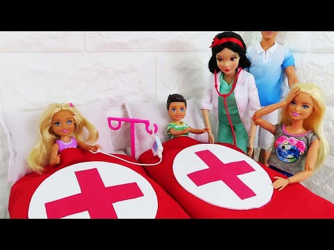 Go to the Hospital - Chelsea and Tommy are sick!!