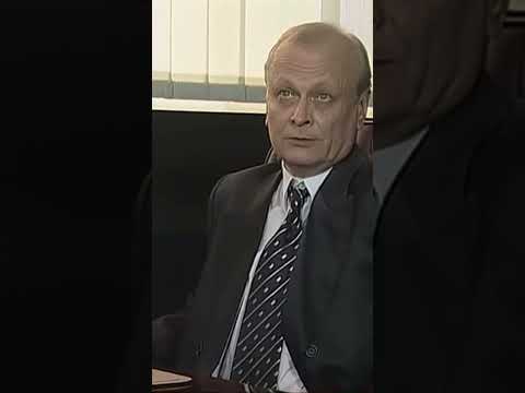 «Бандитский Петербург» - российский детективный телесериал, выходивший на экраны в 2000-е годы.