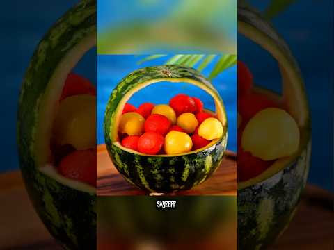 “Amazing life hacks for cutting fruits and vegetables😨#trendingshorts