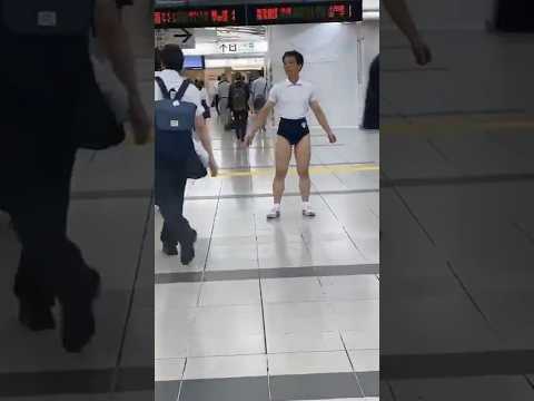 新宿に出現#ブルマおじさん #バズりたい＃新宿