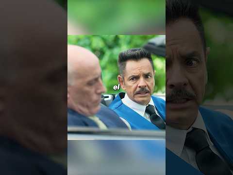 ¿¡Una celebridad femenina está saliendo con un camarero!?#shortvideo #peliculas
