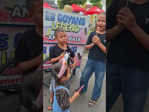 ko es nya yang goyang bukan orangnya