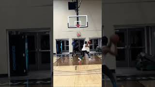 Stride steps into a shimmy fade 😳😮‍💨 #shorts #fijiisland_ #basketball #college #1v1