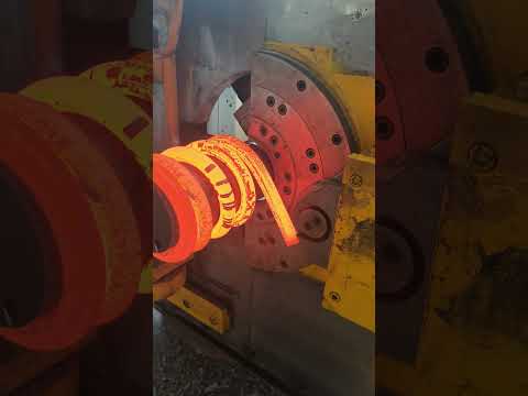 The process of making a red spring for stress relief  #process #machine #springs #manufacturing
