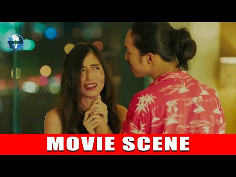 The Girl Was Trying To Escape - Hollywood Thriller Movie Scene | Hindi Movie Scene