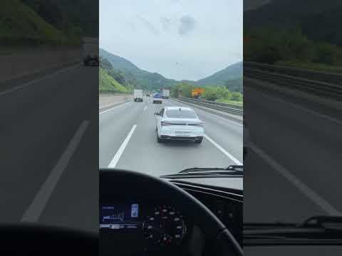 멍 때리고 운전하다 아무 생각 없이 집어 들면 백수 될 확률 90%? #shorts