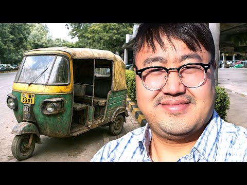 Buying The CHEAPEST Tuk Tuk In India..