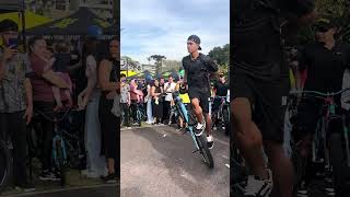De bicicleta em Curitiba.