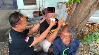 KETEMU PAK SONI LAGI DIPASAR LAMONGAN.MALAH BIKIN RIBUT KETAWA KEMEKEL  DEBAT DENGAN ODGJ JALANAN