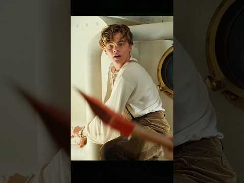 She closed her eyes 😂 #titanic #leonardodicaprioyoung #movie