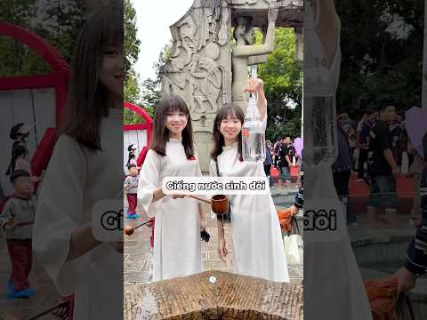 Giếng nước sinh đôi, uống nước sinh đôi cùng chị em sinh đôi!!! #youtubeshorts #songnhi
