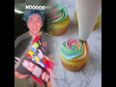 Reacción de Mariano Razo al ver su regalo 🎁🙌🏻 Quién le spoileó 🤨 #fyp #hermanos #razo