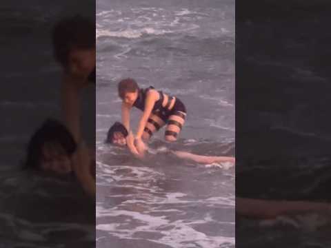 マジで水に沈めてる人いたんだがwwwwww wwwwww