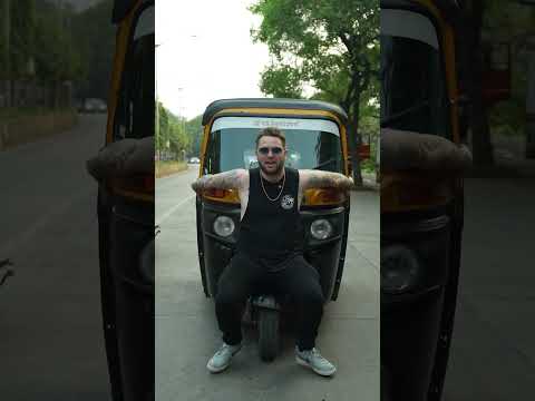 Finding an auto rickshaw in Bombay 🛺😂