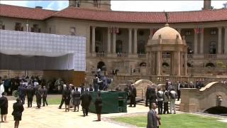 BBC Persian - Nelson Mandela lying in State - Pretoria
