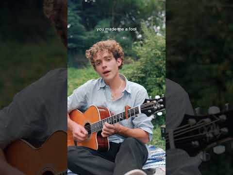 totally playing the guitar right