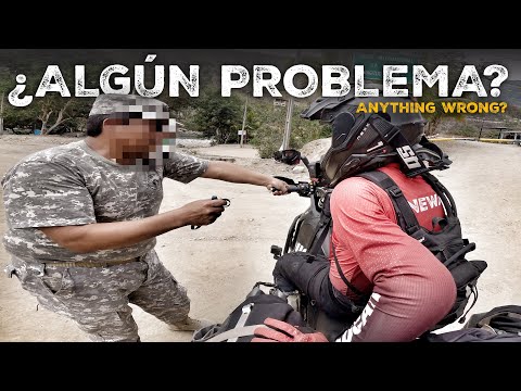 ALGO no LE GUSTA a ESTE MILITAR en la FRONTERA (S25/E14) VUELTA al MUNDO en MOTO con CHARLY SINEWAN