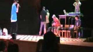 Breakdance accident/broken thumb!