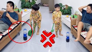 爸爸还挺会享受的，儿子都看不下去了 ，必须给他点教训！【呆萌小米宝】