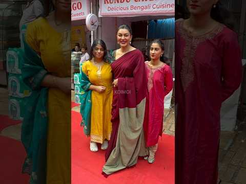 Sushmita Sen is Ashtomi Ready with her daughters ๐๐ค #sushmitasen #koimoi