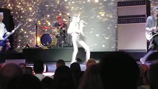 Courtney Hadwin Paris Theatre Las Vegas 11-4-18