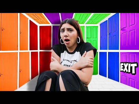 تحدي 100باب غامض 🚪وباب واحد للهروب 😱