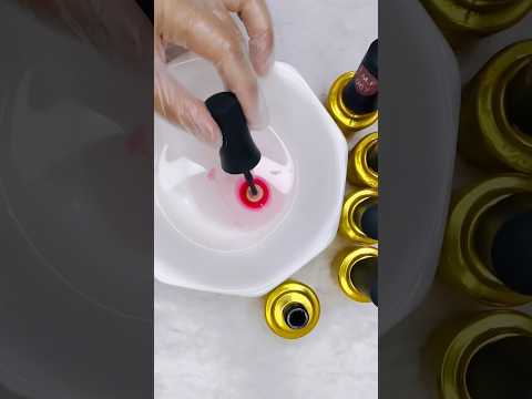 Wow look at this easy nail polish at home ๐ฑ๐
๐ป #nails #naildesignathome #nailhacks #shorts