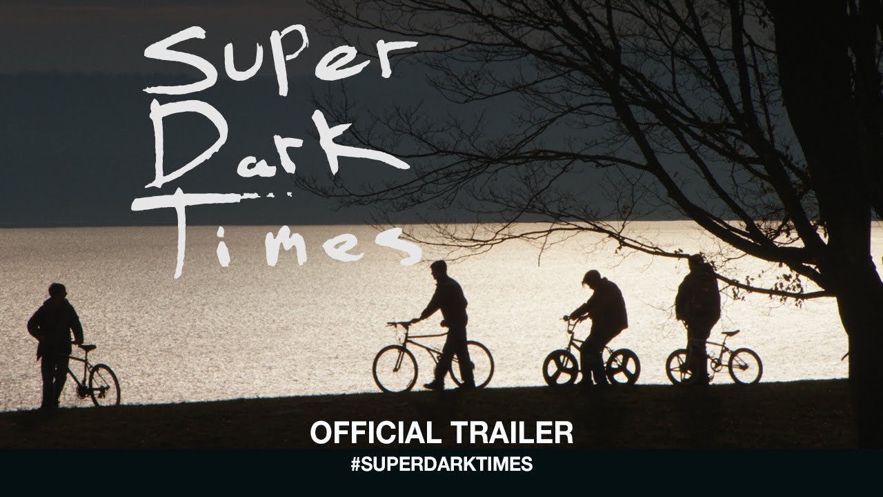 Super Dark Times Trailerin pikkukuva