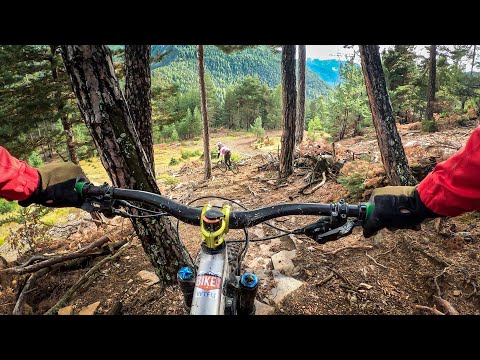 RIDIN' HIGH, RAIN OR SHINE! | AlpPacker South Day 2