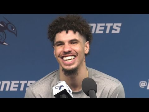 LaMelo Ball hilarious reaction to this reporters voice "How you got your voice like that" 😂