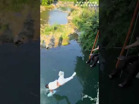 Suddenly attack, I never watch people fishing again. Funny. Watch and laugh. Every shot is beaut