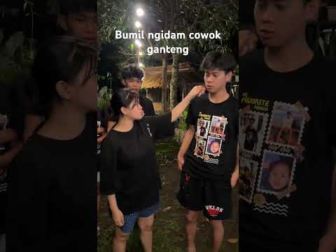 Ada aja kemauan bumil ini yah #dikha2002