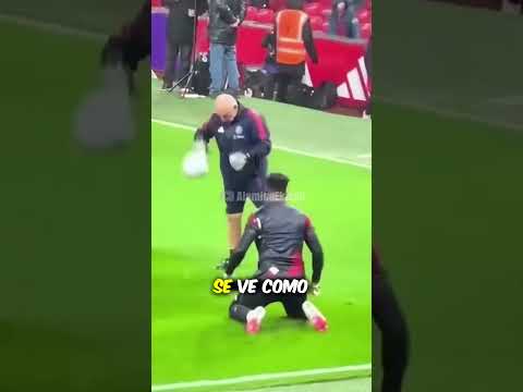 Este PORTERO ES UNA BURLA PARA TODOS