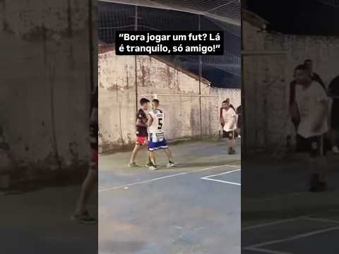 FUTEBOL OU LUTA, OS DOIS!! #footballshorts #futebol #memesfutebol #memefutebol #memes #meme
