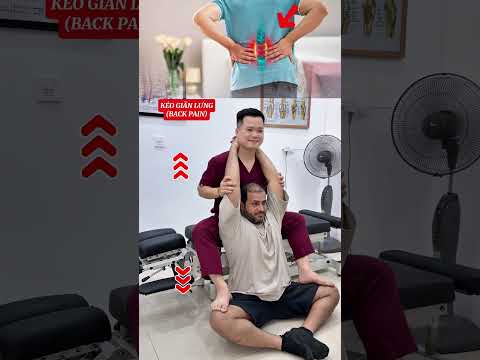 Kéo giãn nhẹ nhàng giúp thư giãn cơ lưng và cải thiện cảm giác thoải mái. #vungocson #drson #short