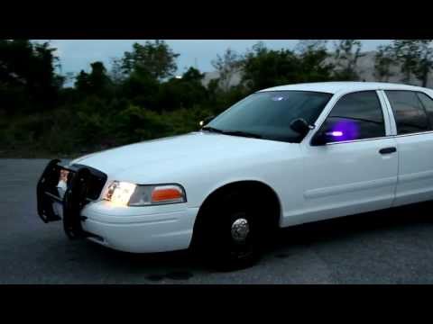 2003 Ford crown vic owners manual