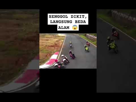 Senggol dikit langsung beda alam! #shorts #senggol #duel