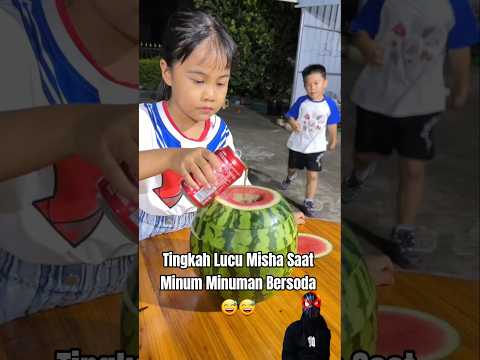 Tingkah Lucu Misha Saat Minum Minuman Bersoda 😅😅 #shorts #videolucu #videokocak #dubbing #ngakak