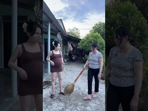 Về quê ai cũng nói bầu phải mang đồ rộng mới hợp. Có ai bầu thích mang body như mình không nhỉ#mebau