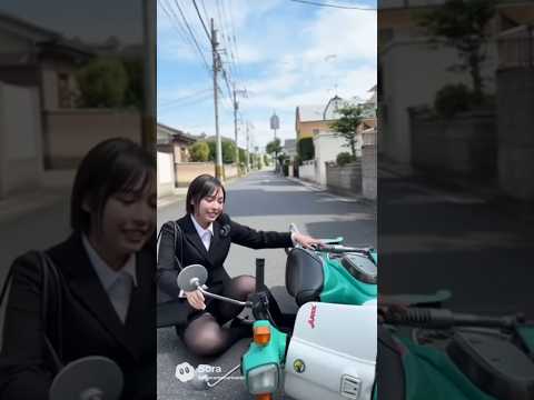 コケかたが玄人っぽくなってきたバイク女子 ／立ちごけ／日本のOL／OL転倒／ #バイク女子 #立ちごけ #スーパーカブ  #ショート #そうはならんやろ #AI #マナックモータース