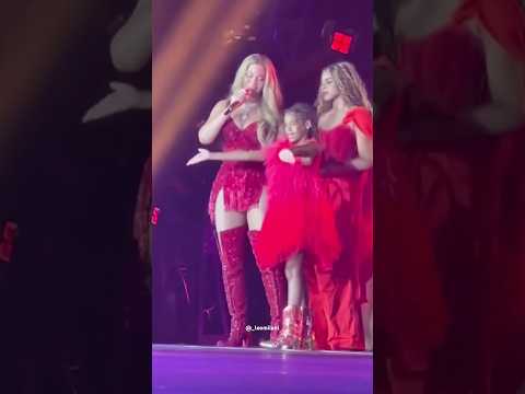 Beyonce & Rumi Carter & Blue Ivy - PROTECTOR (Live in Atlanta Night 3) #beyonce #rumicarter #blueivy