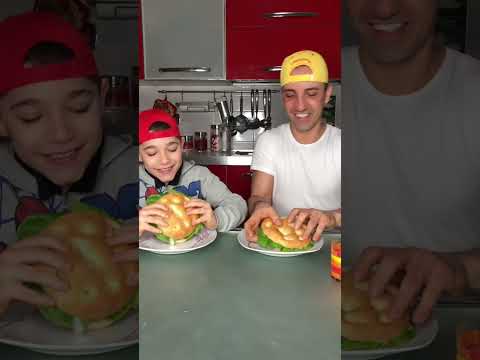 ✅Questa volta Simone è stato fregato da papà Frank!😜#italy #shorts #prank #scherzo