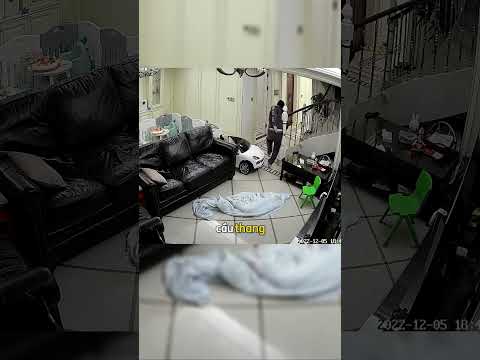 Chỉ quên phơi đồ thôi mà.😂