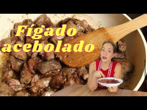 Fígado de frango acebolado