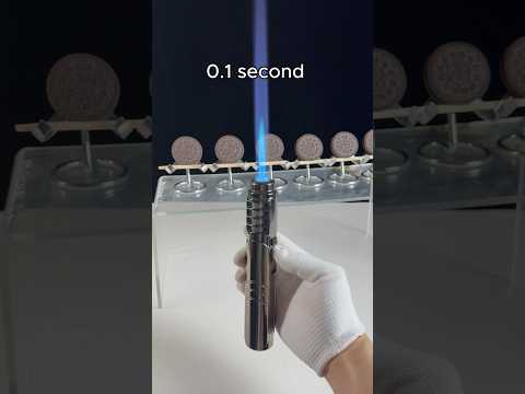 Lightsaber Lighter vs Oreo