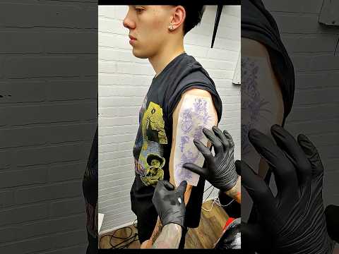 Back in the shop #tattoo #tattooing101